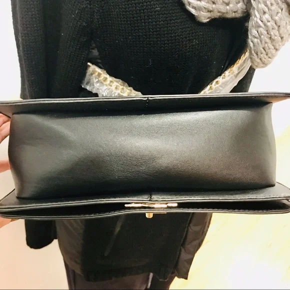 Badgley Mishka black & white tweed, vegan leather and yellow metal crossbody bag - Picture 7 of 14